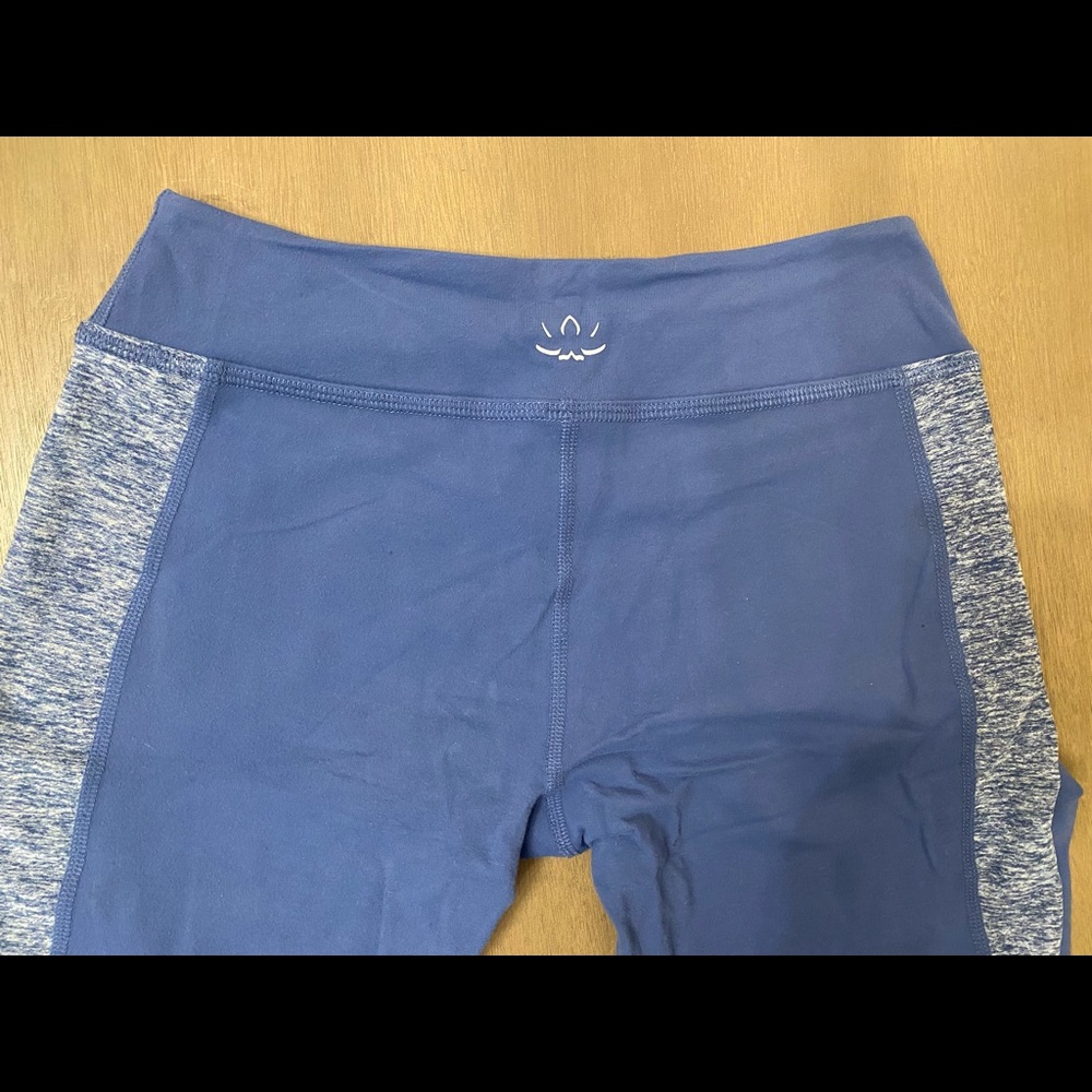 Beyond yoga legging - Picture 2 of 4